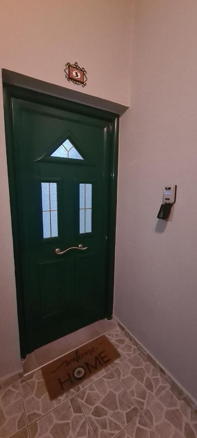Ilos House نافبليو المظهر الخارجي الصورة