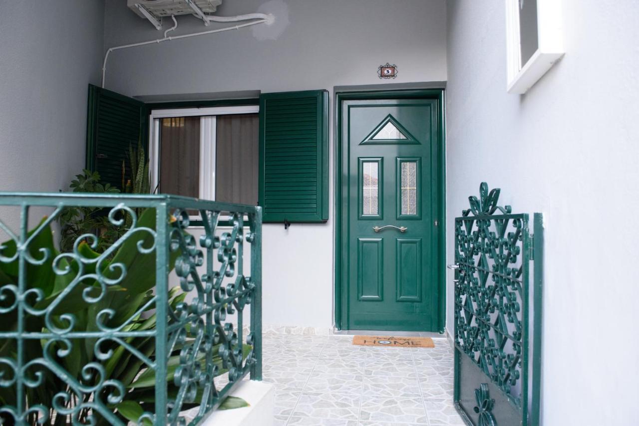 Ilos House نافبليو المظهر الخارجي الصورة