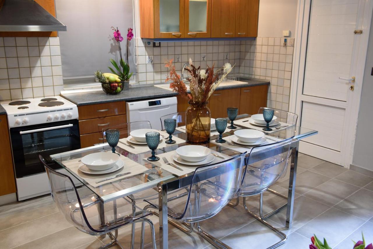 Ilos House نافبليو المظهر الخارجي الصورة